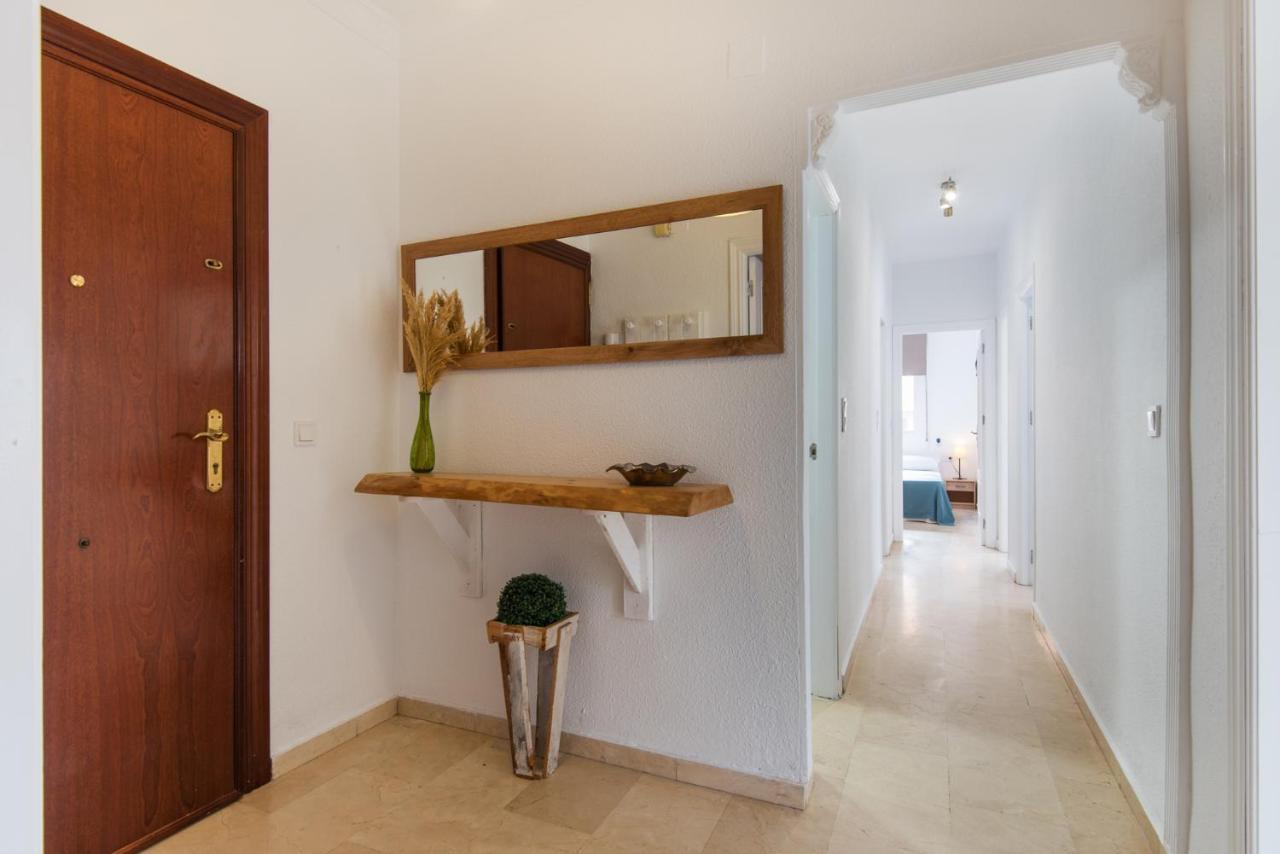 The 2Nd Corner: Central Apartment Ideal For Groups Málaga Kültér fotó